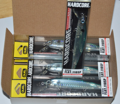 6 lure dealer box duel hardcore flat jerkbait 110sp 4 3/8'' r1177-gssh ghost shad