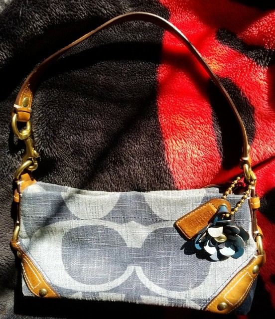 small fabric shoulder bags