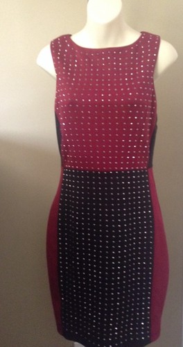 Nikibiki Burgunderrot Schwarz Ärmellos Stretch Minikleid Nieten Größe L - Bild 2 von 5