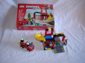 LEGO Juniors: Fire Emergency (10671) Complete