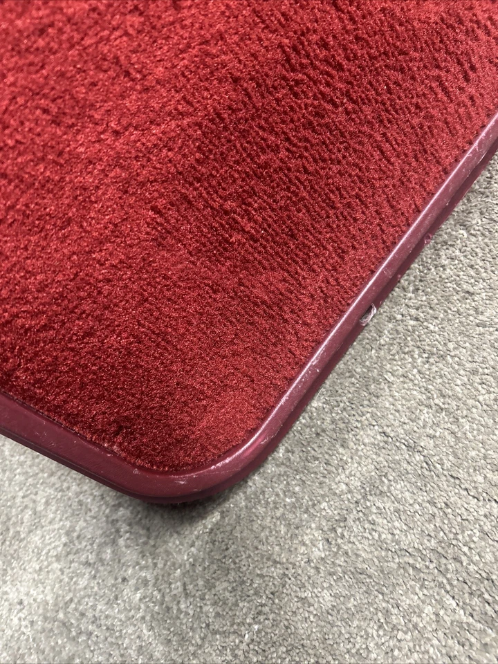 1992-1999 GMC Yukon Escotilha Traseira Tampa Traseira Painel de Acabamento Interior Vermelho OEM OBS Bom - Imagem 3 de 4