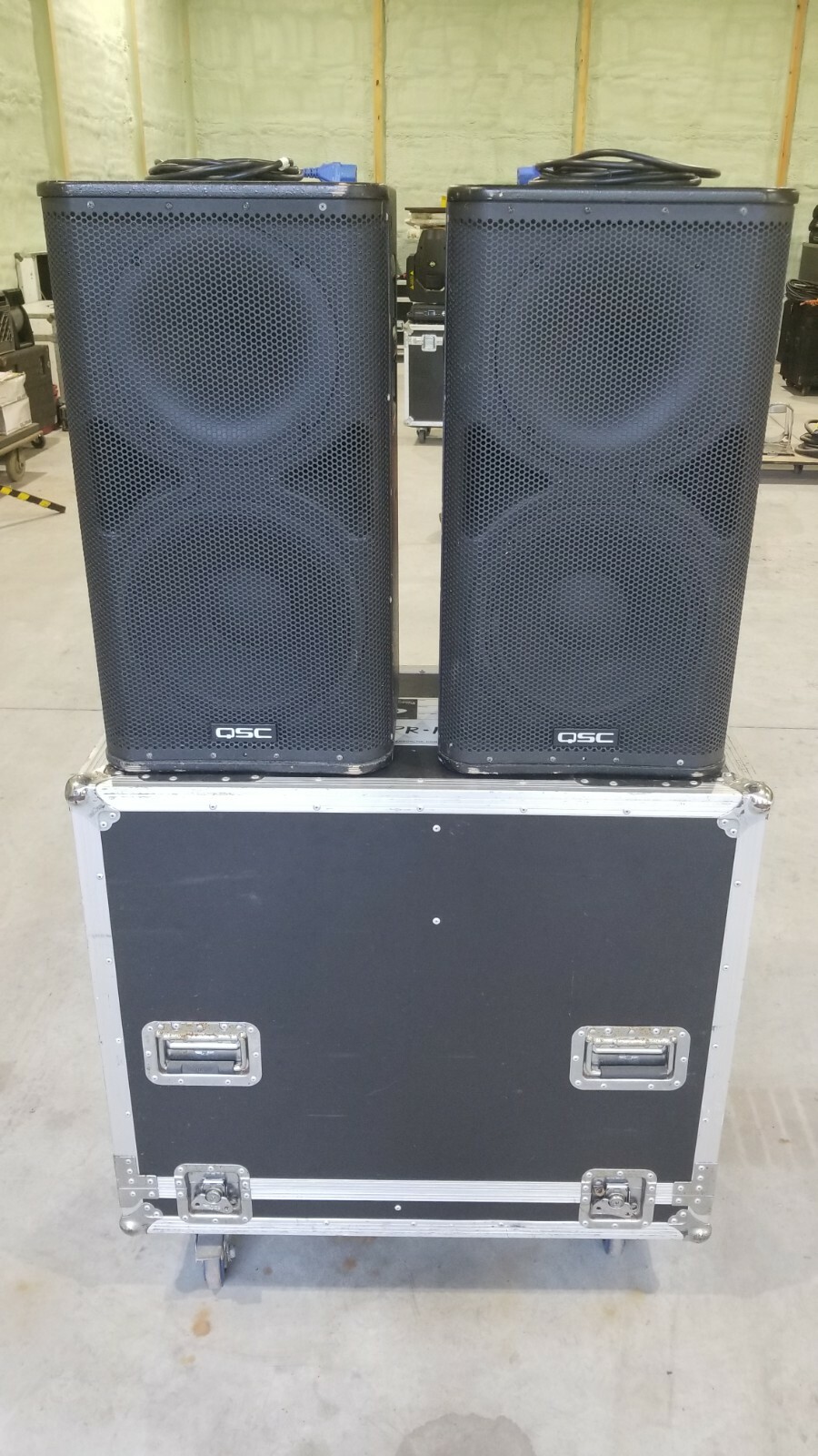 QSC HPR122i купить в Америке, лот 293745696077