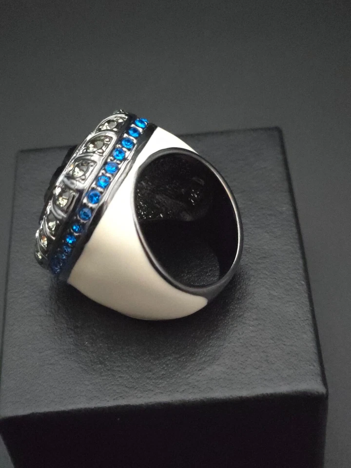 Princess Amanda Borghese White Enamel Square cut Crystal Ring Fashion Jewelry - Image 4 of 4