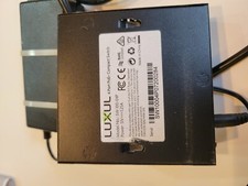 LUXUL 4 PORT POE COMPACT SWITCH SW-100-04P - POWER CORD INCLUDED