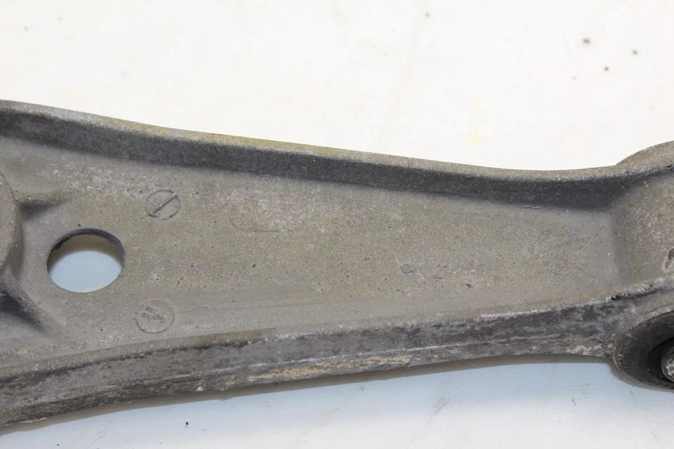 Brazo de control inferior trasero Wishbone Porsche 911 1999-2004 996.341.05 OEM Foto 3 de 4