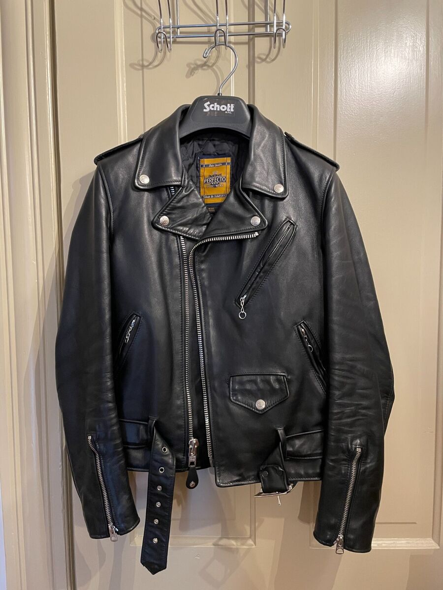 Schott NYC 137w Perfecto Black Leather Jacket, Womens Small Schott NYC 137w Perfecto Black Leather Jacket, Womens Small