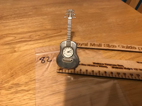 Miniature Quartz clocks and other makes. Over 100 clocks - Foto 164 di 470