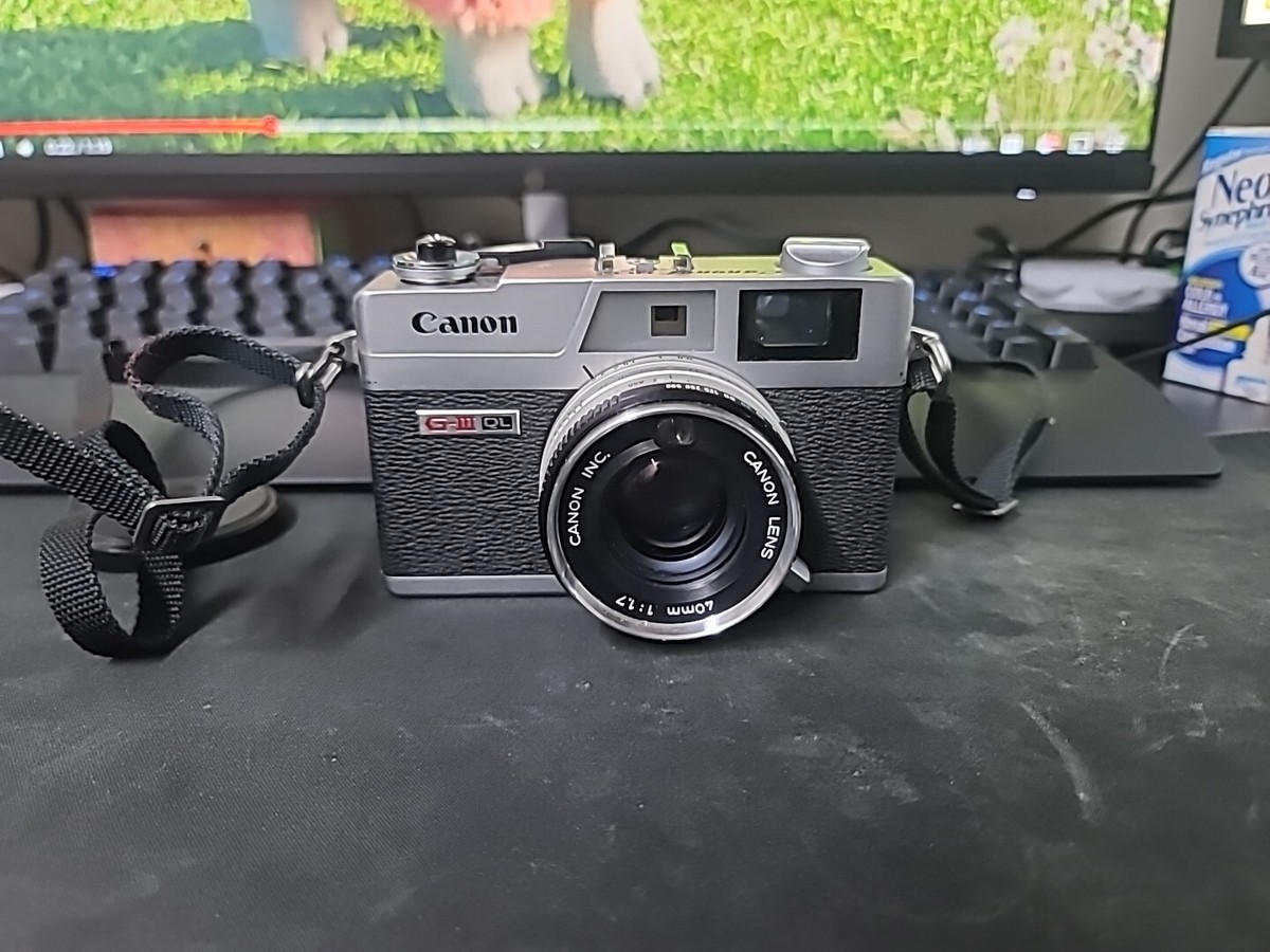 Canon Canonet QL17 GIII Rangefinder Film Camera 35 mm Auto Shutter