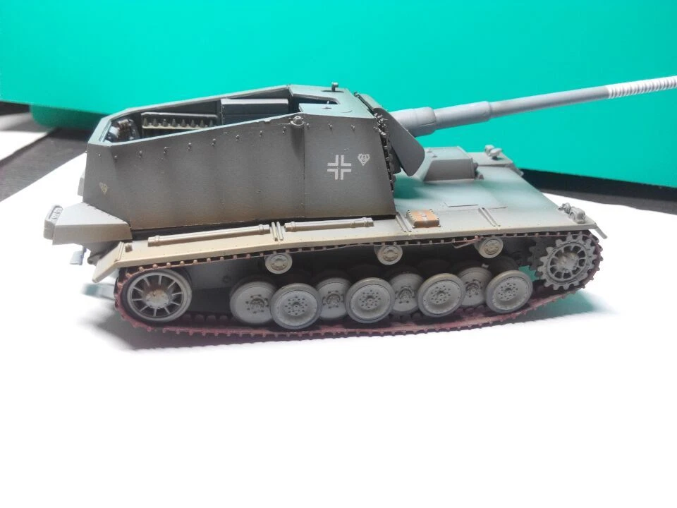 Easy Model 1/72 German 128mm Selbstfahrlafette Sturer Emil #36263 - Image 3 of 4