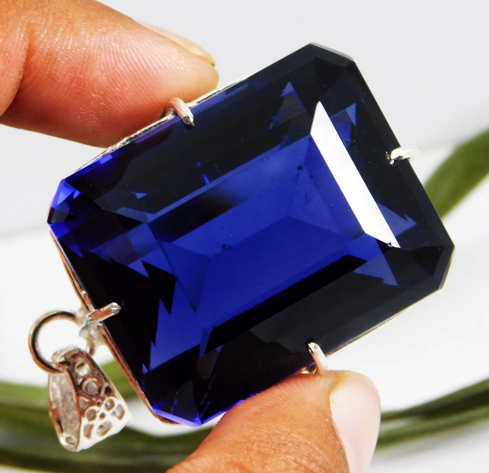 Colgante Tanzanita Azul Tanzania Natural 206,70 Ct Corte Esmeralda Piedra Preciosa Certificada Foto 4 de 4