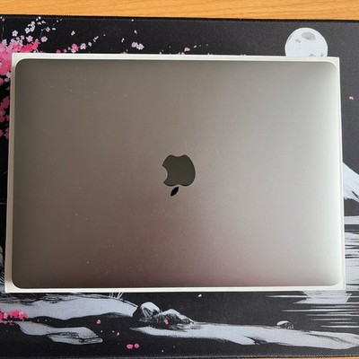 Apple MacBook Air 13 Zoll (256GB SSD, M1, 8GB) - Space Grau - MGN63D/A mit OVP