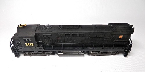 AHM HO Scale Pennsylvania Alco C-424 Diesel Locomotive #2415 EXCELLENT Low Ship - Picture 3 of 7