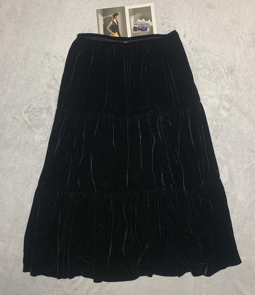 Women Laura Ashley Skirt Black Viscose 42 / XL /