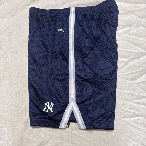 New York Yankees Reebok Men’s Xl Shorts - Picture 9 of 10