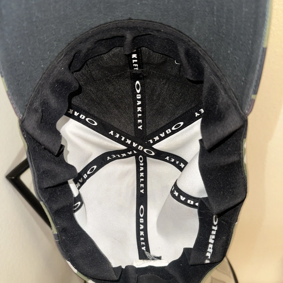 Gorra Oakley Core Camo 911444A para hombre talla L/Xl Foto 4 de 4