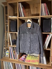 Men’s Levi trucker denim jacket VGC Size Large  Washed Black