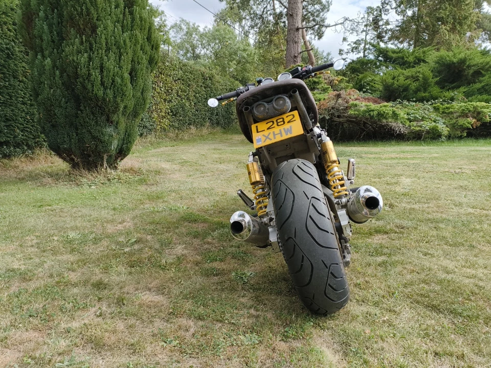 YAMAHA XJR1200 Custom Muscle One off STREET BIKE - Image 4 of 4