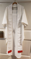 CLERGY OFFICIANT VESTMENT CHASUBLE  STOLE CUSTOM MADE WHITE W/ RED DETAIL S-MED