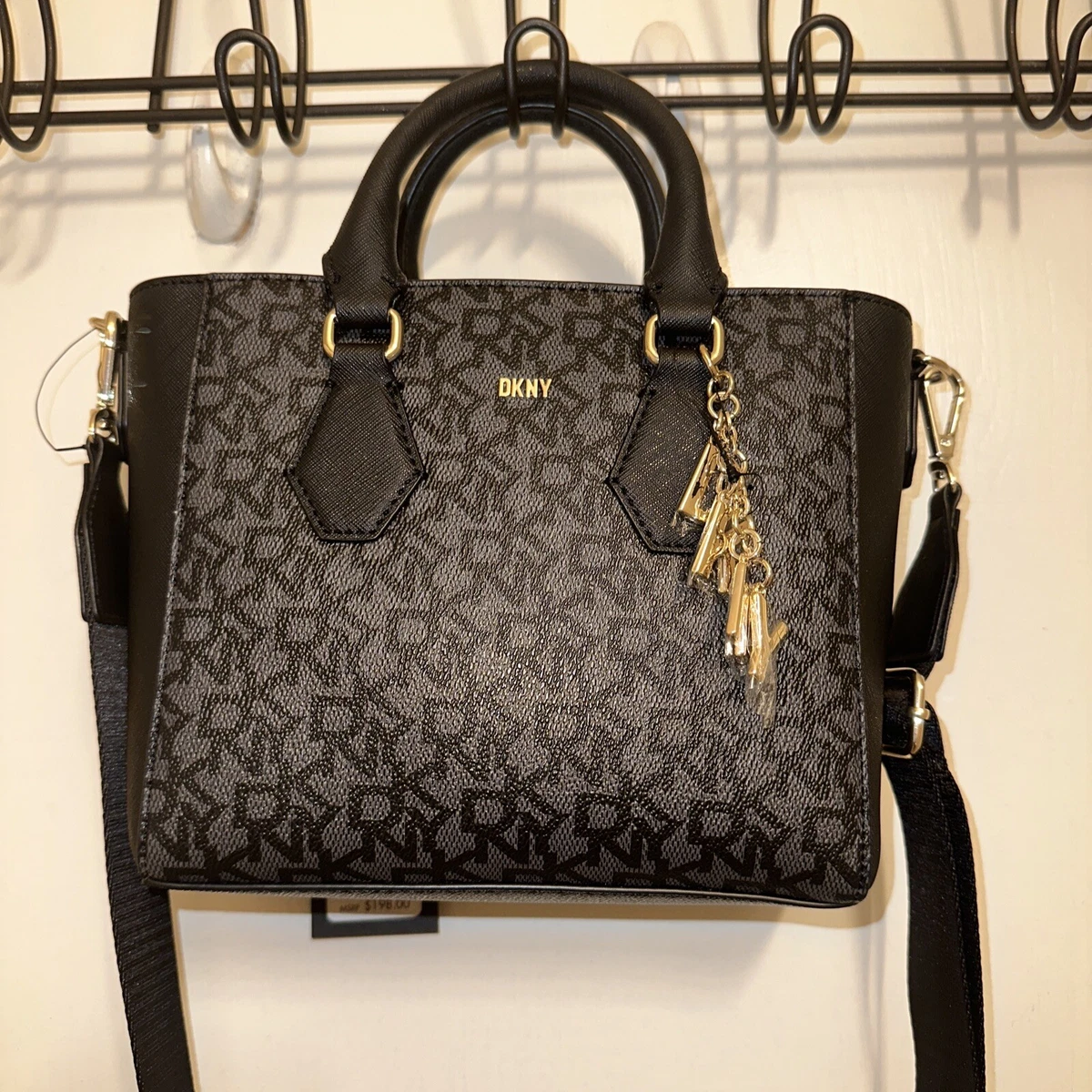 Dkny black best sale crossbody