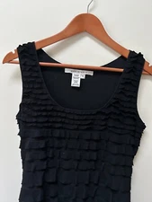 Dress, Black Sleeveless MEDIUM Max  Studio, SHAPELY FIGURE ENHANCING, EXCELLENT