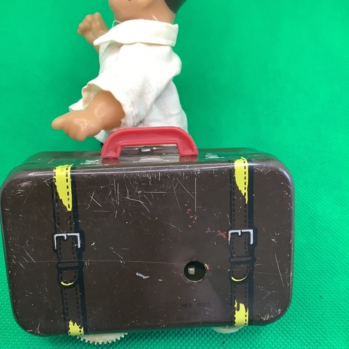 Vintage clockwork Young Traveller MS823 Boxed With Key - Picture 7 of 13