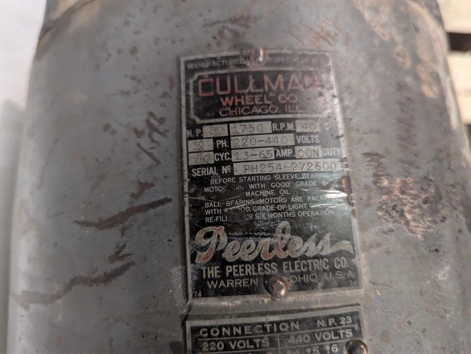 Motor eléctrico Peerless Specialty 5 HP, 1750 rpm 3ph 220-440V, para rueda Cullman Foto 3 de 4
