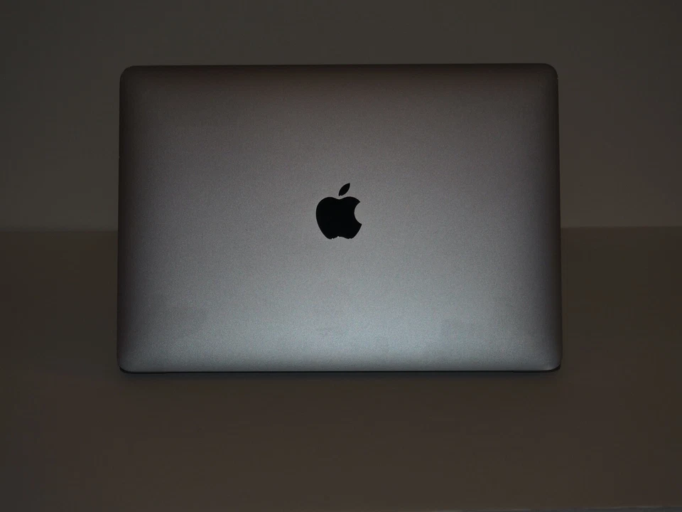 MAXED!! Apple MacBook Air Retina 13" + LOADED!! + 2023 OS + EXTRAS! + 256 GB SSD - Image 2 of 4