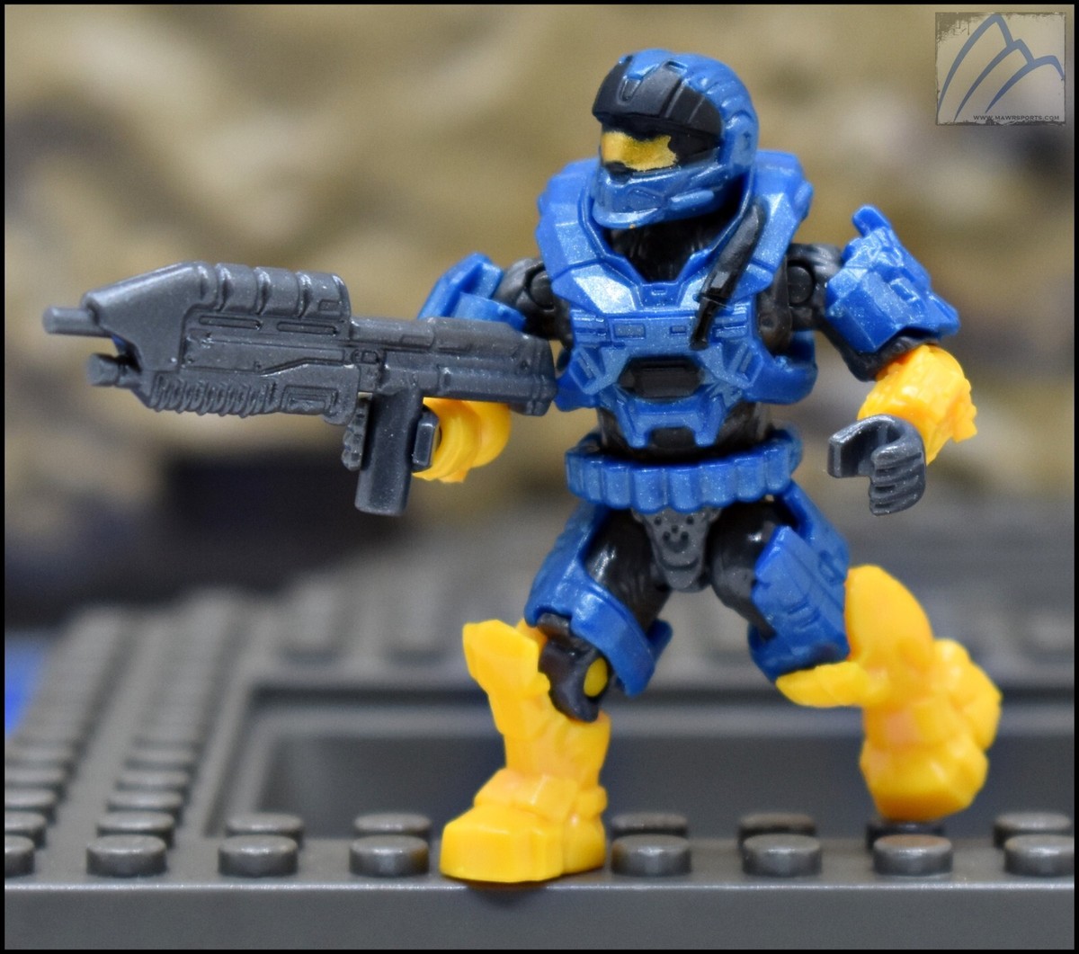 HALO MEGA CONSTRUX INFINITE COBALT BLUE UNSC SPARTAN CQC MINI