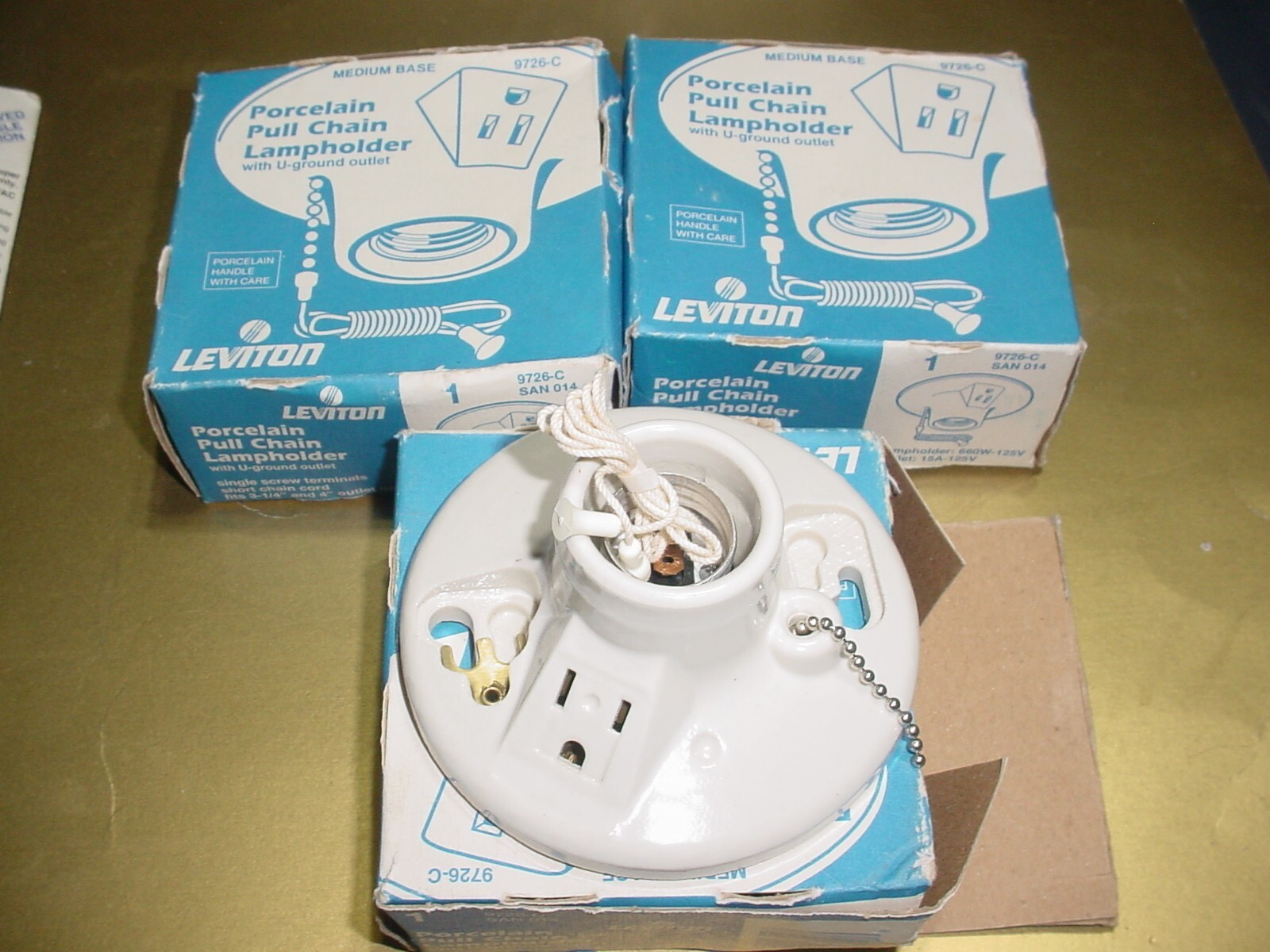 3 NEW NOS Vintage LEVITON Porcelain Pull Chain Lampholder w/ Grounded