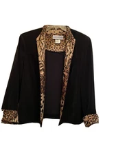 womens 2-pc Pant and Jacket set by Jessica Howard Size 12