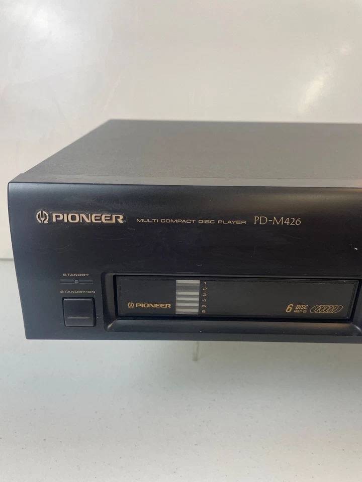Pioneer PD-M426 6 Disc CD Changer Player With Cartridge For Parts Or Repairs. - Image 2 of 4