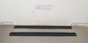 25 INEOS GRENADIER TRIALMASTER REAR BODY TRACK MOUNT SET BLACK EI-0000021381