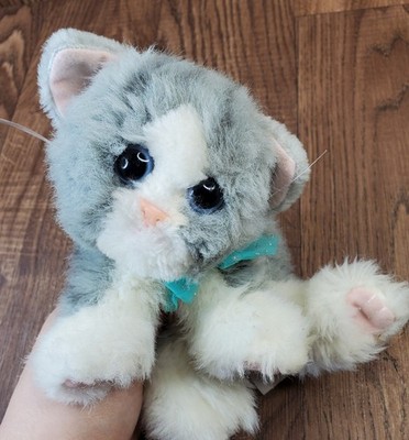 Kitty Kitty Kittens Purring Cat Gray White Tiger Plush DSI 2001