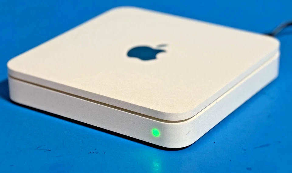 Apple Time Capsule A1409 2TB - WORKS GREAT! - Image 2 of 4