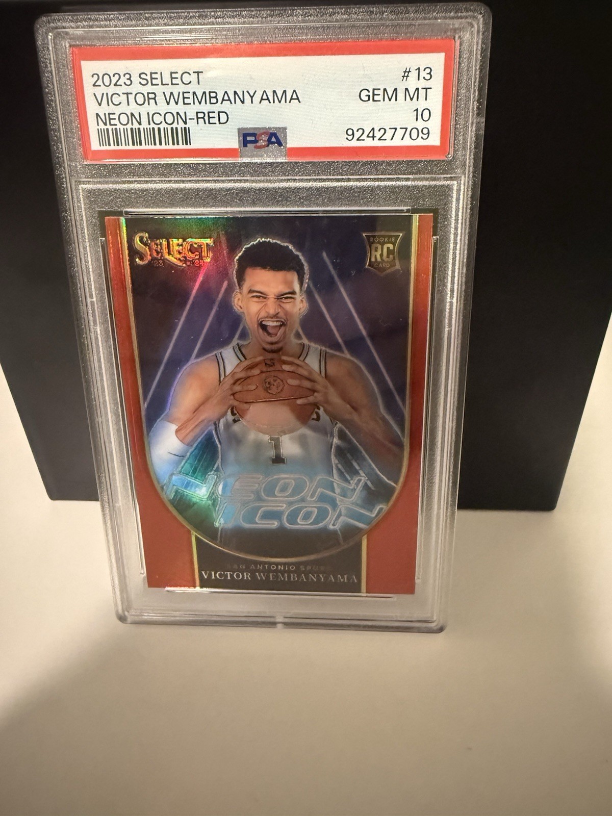 2023-24 Panini Select - Neon Icons Victor Wembanyama #13 Red Prizm (RC)