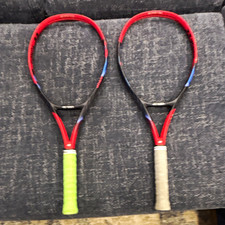 2 YONEX Vcore 100L 4 1/2&rdquo; Grip
