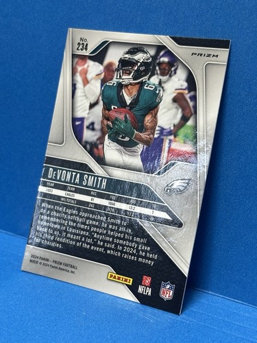 2024 Panini NFL Prizm Devonta Smith Silver Prizm Eagles Philadelphia - Picture 5 of 6