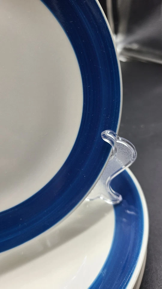 "Plato de ensalada/pan Gibson Ever Day pintado a mano de 7"" blanco con rayas azules" Foto 3 de 4