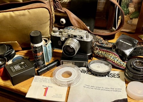 Nicca Type-3S Kamera mit Nikkor-H.C 5cm f/2 Objektiv + Blitzgeräte, Messgerät, Kit