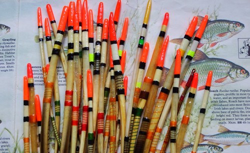TWO CLASSIC LANCASHIRE SWAN /GOOSE QUILL FLOATS - Picture 2 of 4