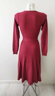 Robe maxi moulante en maille extensible à imprimé cachemire pour les vacances de 2026 ? €95.99
