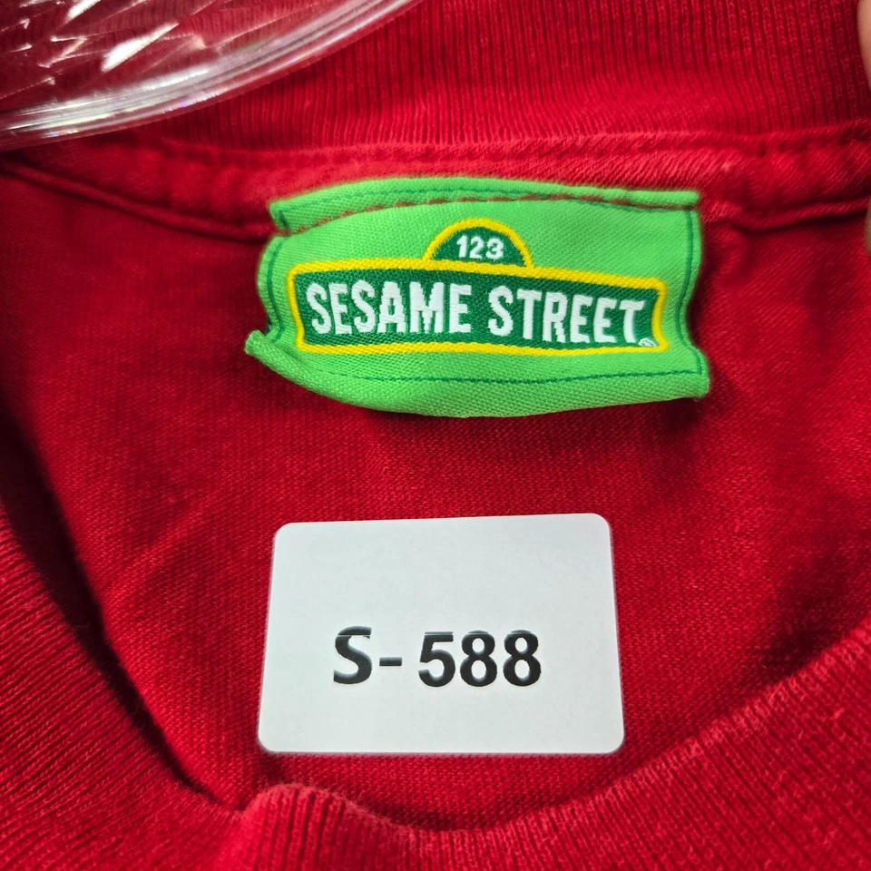 Camisa DE COLECCIÓN Plaza Sésamo Hombres XL Roja Feliz Navidad Desde la Calle Camiseta Y2K Foto 2 de 4