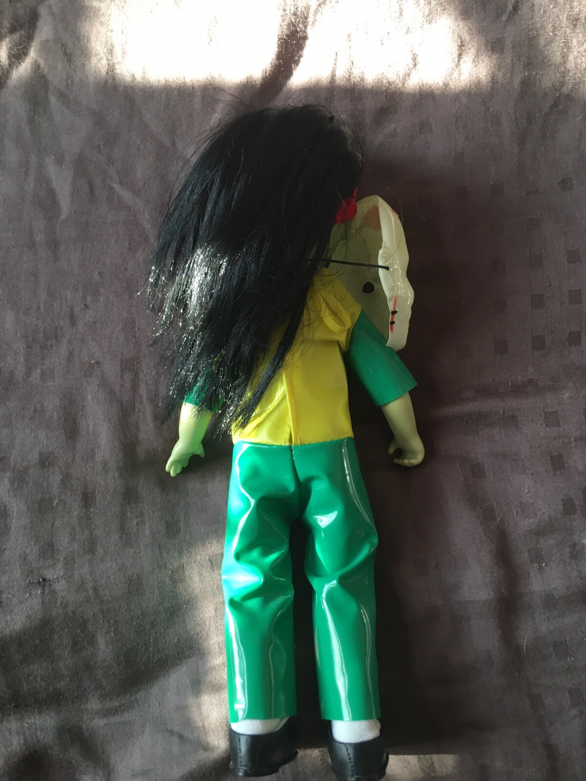 living dead dolls series 18