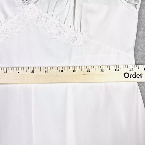 Vintage Shadowline Slip Dress Womens 38M White Lace Babydoll Full Nightgown - Picture 9 of 13