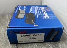 Geekstop D1084 Front Ceramic Disc Brake Pads Fit/For Select Dodge, Mitsubishi...