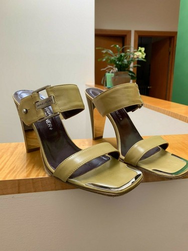 Gorgeous Donald J Pliner Couture Italy 4" Heeled Dress Sandals- Excellent 6.5B - Picture 9 of 12