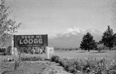 Deer Mt. Lodge Weed California 1950s view OLD PHOTO 4