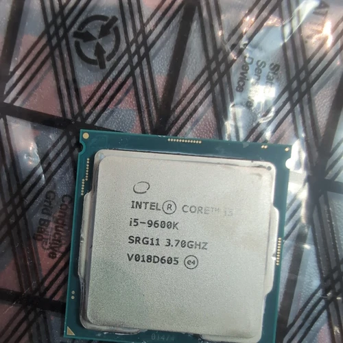 Intel SRELU Core i5-9600K 3.7GHz LGA1151 6-Core CPU processor