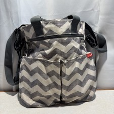 Skip Hop Diaper Bag Chevron White  Gray Shoulder Strap