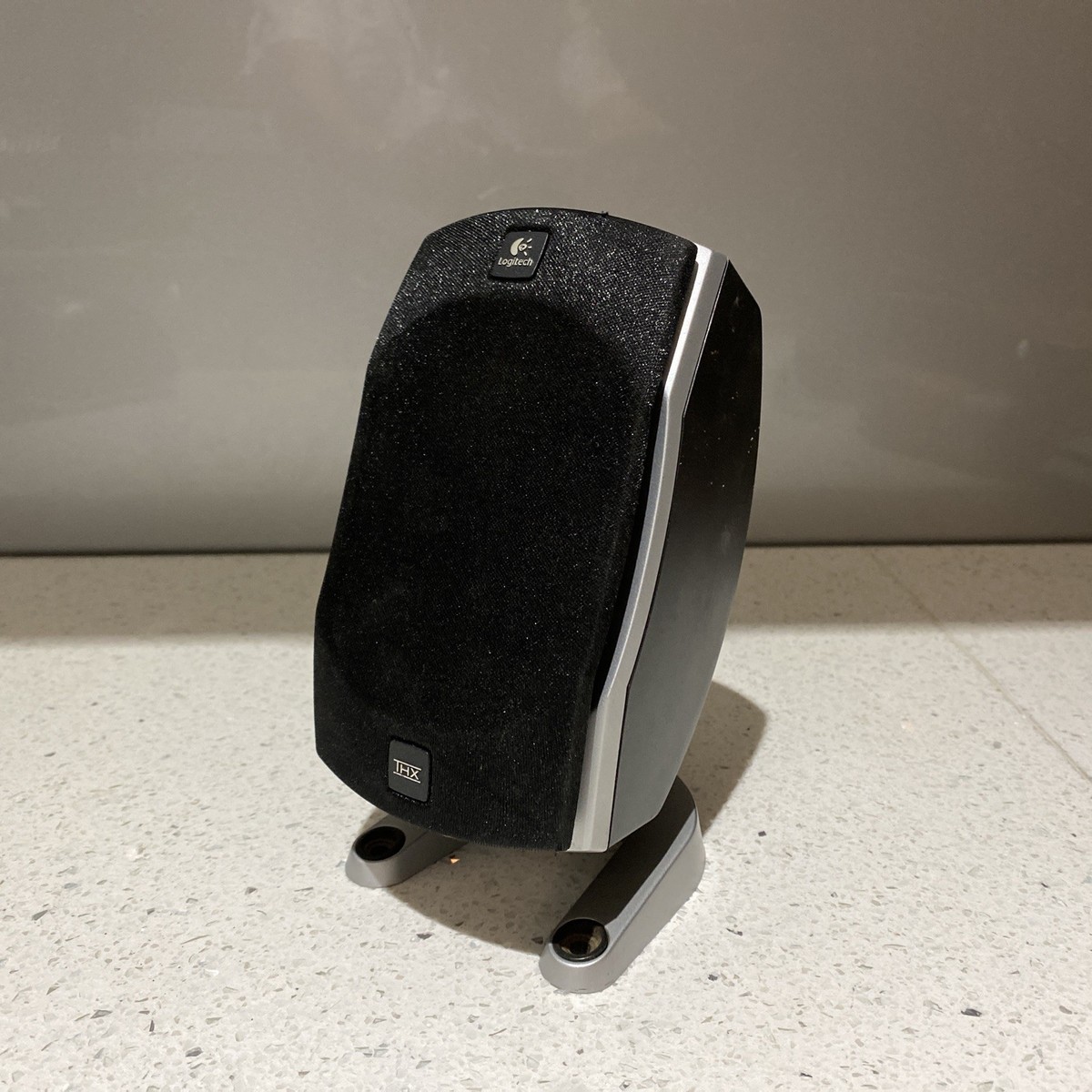 スピーカー・ウーファー LOGITECH Z-5500 SPEAKERS Z-5500 Logitech Speakers - Newegg.com